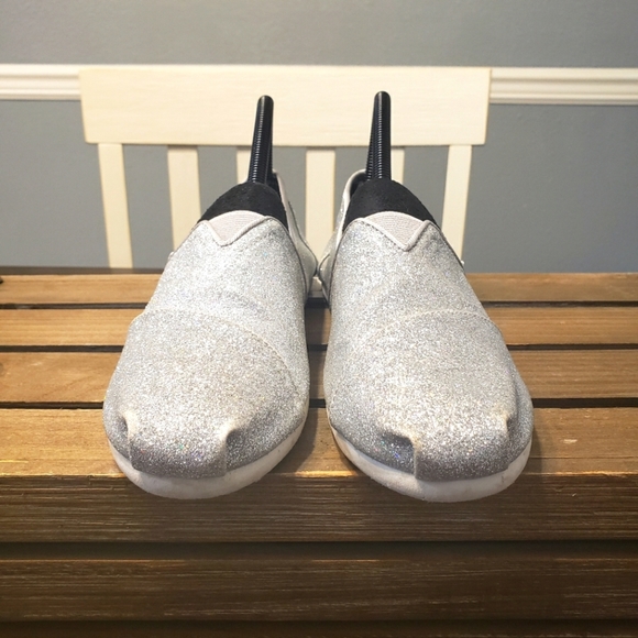 Tom's Silver Glitter Sparkle - Picture 4 of 7